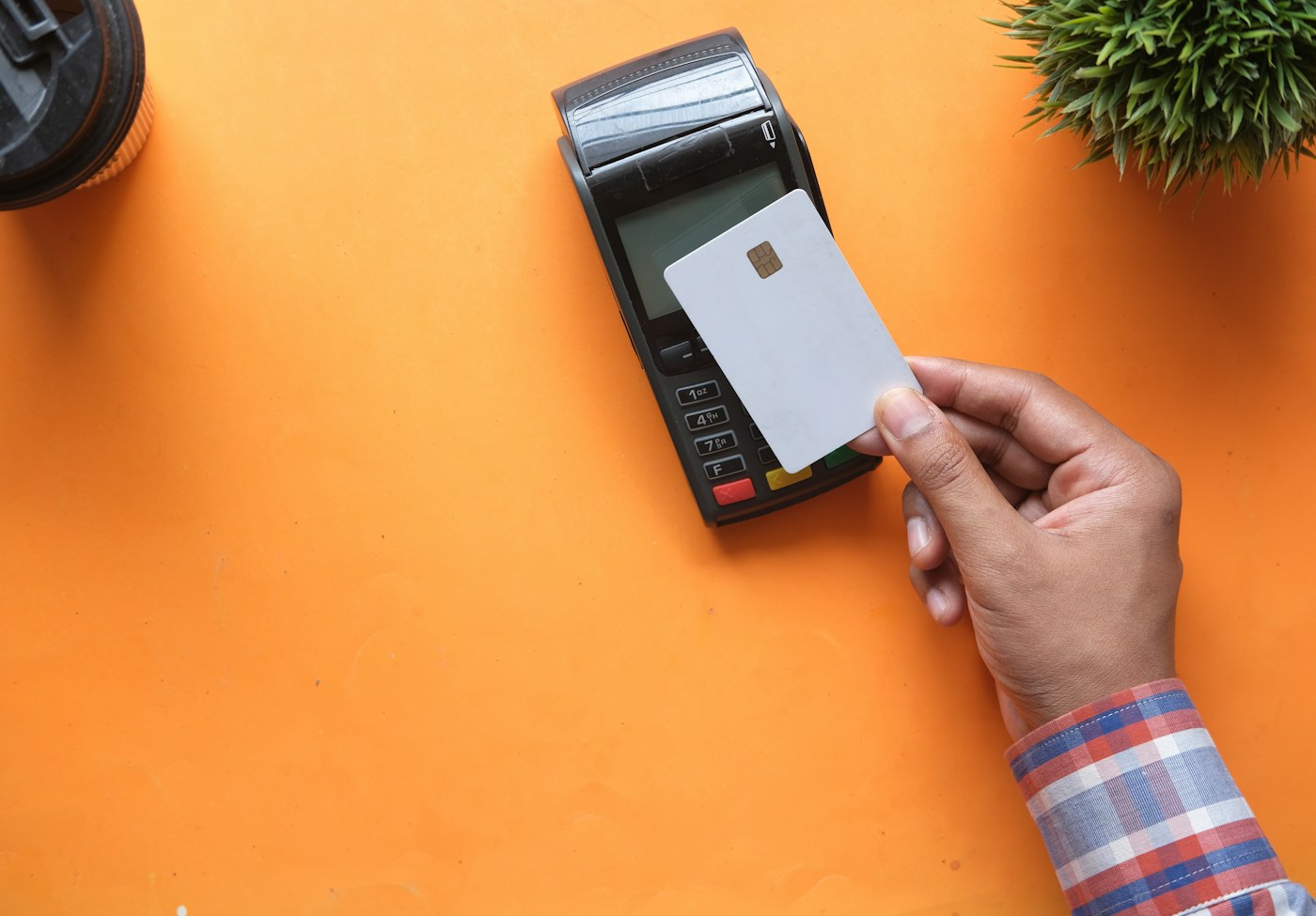 İstasyonda POS cihazında kullanılan şirket yakıt kartı